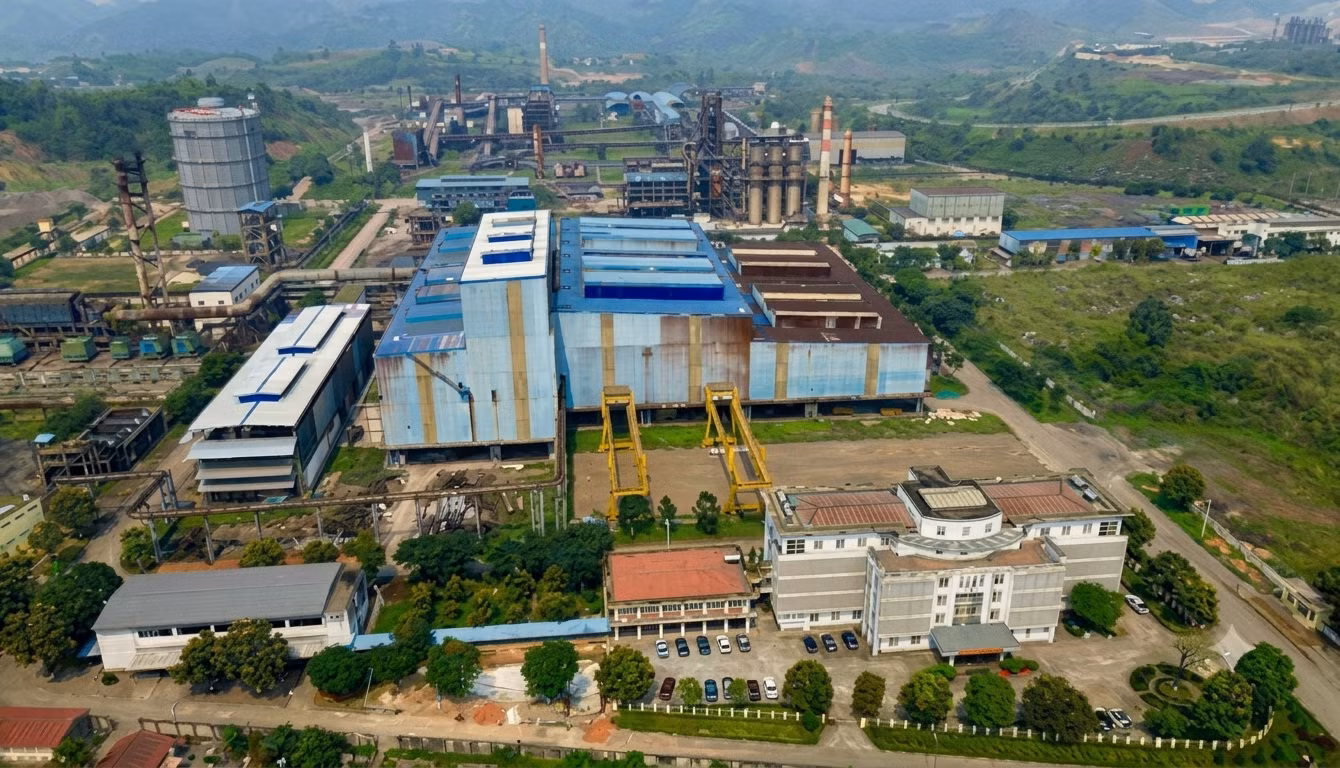 Vụ Công ty Khoáng sản và Luyện kim Việt Trung, phong tỏa tài khoản, kê biên nhiều bất động sản 