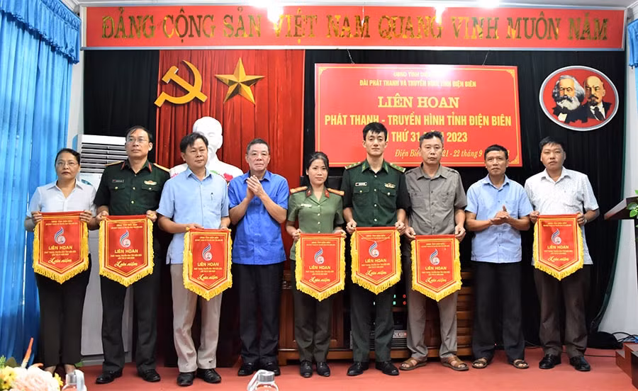 dien bien khai mac lien hoan phat thanh va truyen hinh tinh lan thu 31 hinh 1