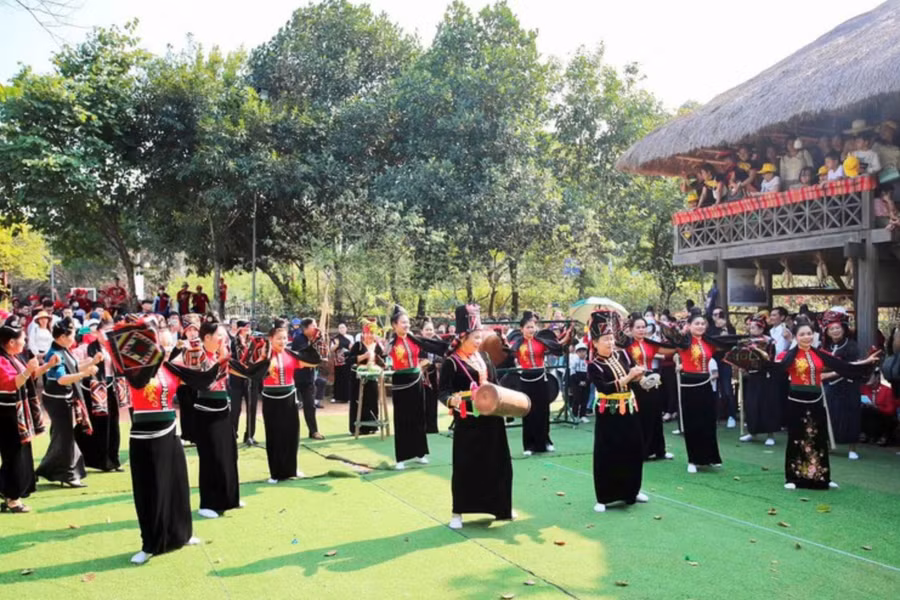 PGS.TS Bùi Hoài Sơn: 'Văn hóa cần hiện diện mỗi ngày, không chỉ trong một ngày hội'