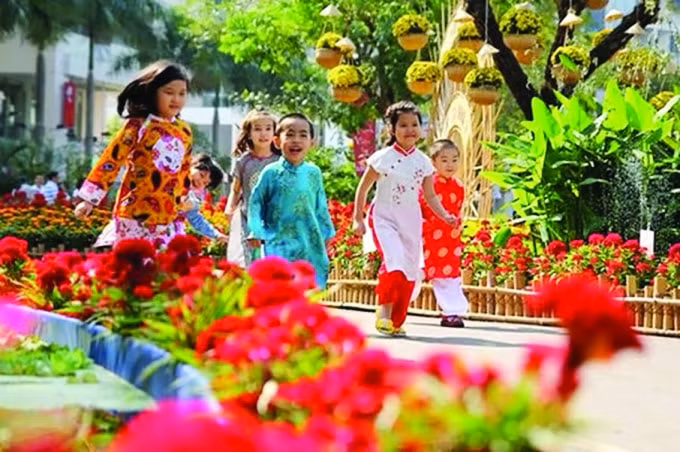 Sắc màu ngày Xuân của bé.