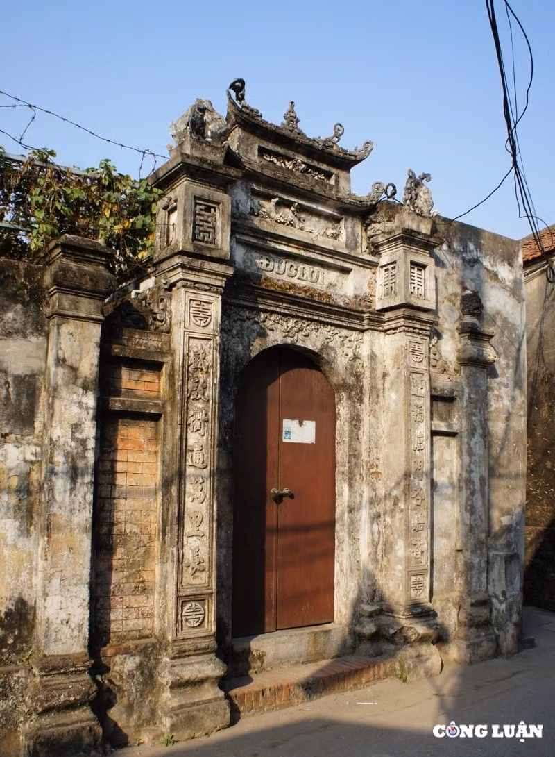 nguoi lang cuu tap lam du lich hinh 5