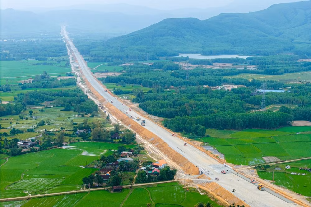 tet khong nghi tren cong truong cao toc bac nam phia dong hinh 2