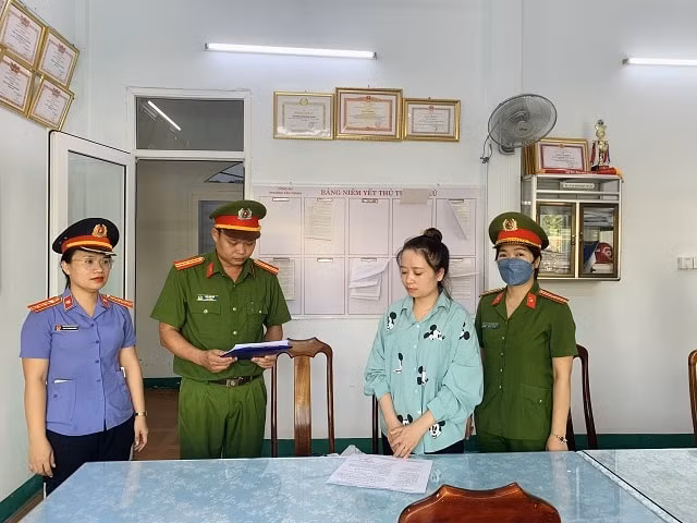 9x lam gia con dau lap hop dong mua ban chuyen nhuong gia de lua dao hon 50 ty dong hinh 1
