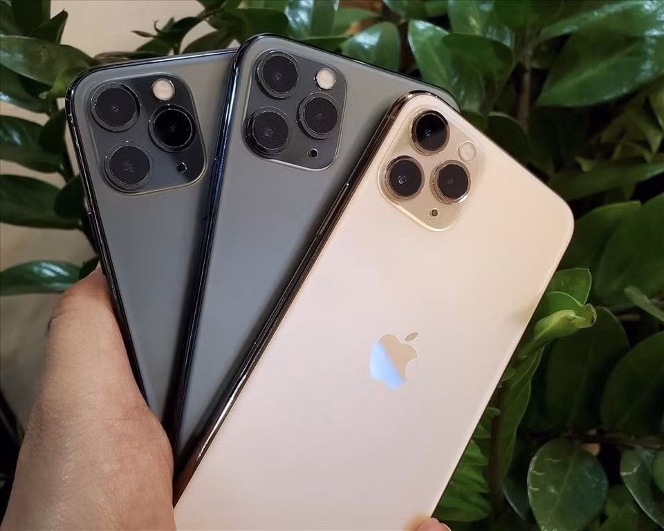 iphone xach tay bi that sung tai thi truong viet nam hinh 2