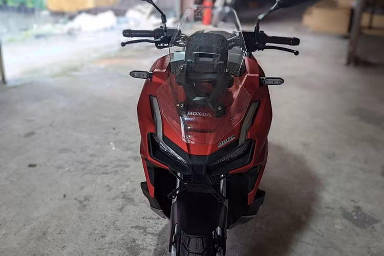 chiem nguong xe tay ga honda adv 160 gia hon 90 trieu dong tai viet nam hinh 1