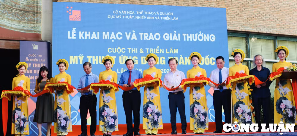 hon 200 tac pham trung bay tai trien lam my thuat ung dung toan quoc lan thu 5 nam 2022 hinh 9