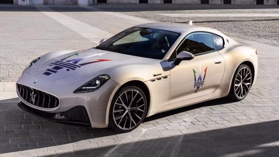 maserati granturismo lo dien truoc ngay ra mat hinh 1