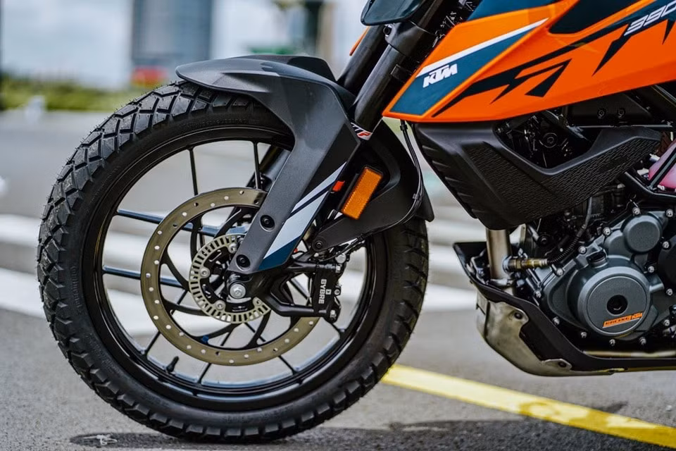 ktm 390 adventure 2022 co gia 236 trieu dong tai thi truong viet nam hinh 7