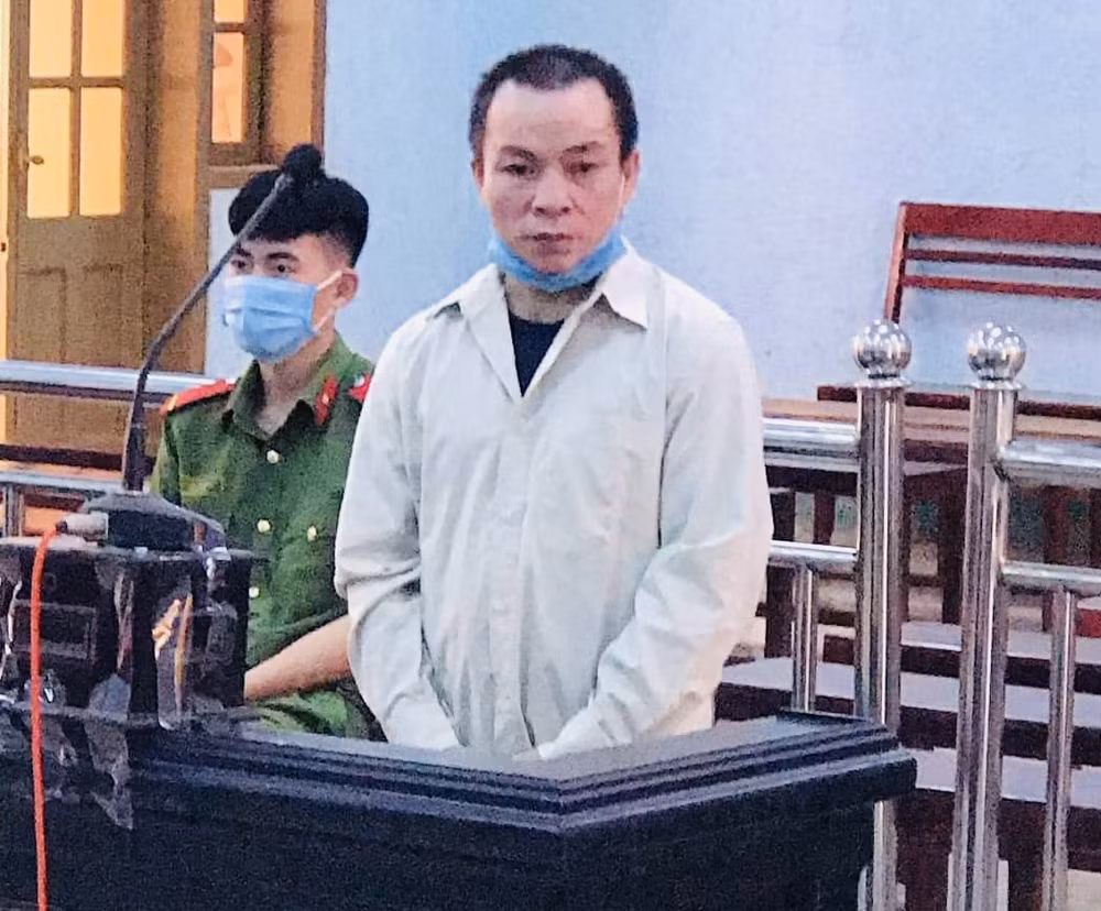 gia lai nguoi dan ong cam dao dam ban 7 nhat vi bi chui hinh 1