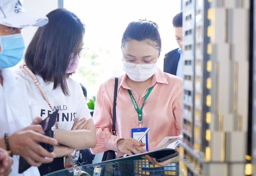 horea kinh doanh bat dong san phai qua san doanh nghiep moi gioi muon tay khong bat giac hinh 1