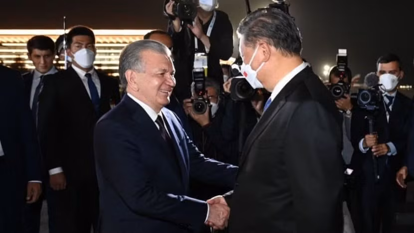 chu tich tap can binh den tham kazakhstan va se gap ong putin o uzbekistan hinh 2