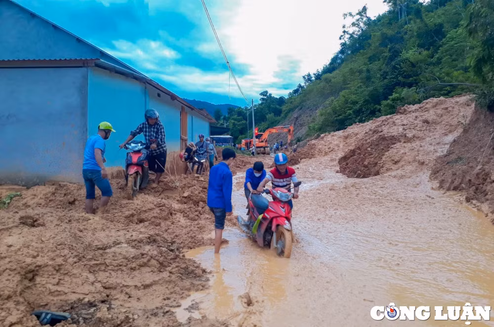 gian nan gieo chu vung cao mua mua lu hinh 3