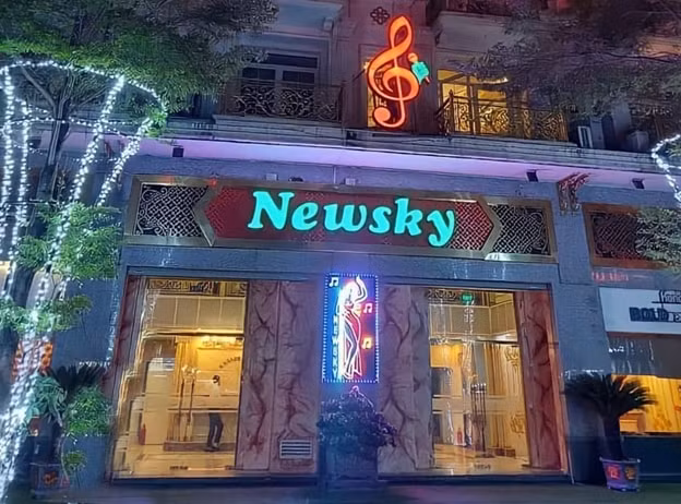 nhieu co so kinh doanh karaoke tai ha noi vang khach sau nhung vu chay hinh 2
