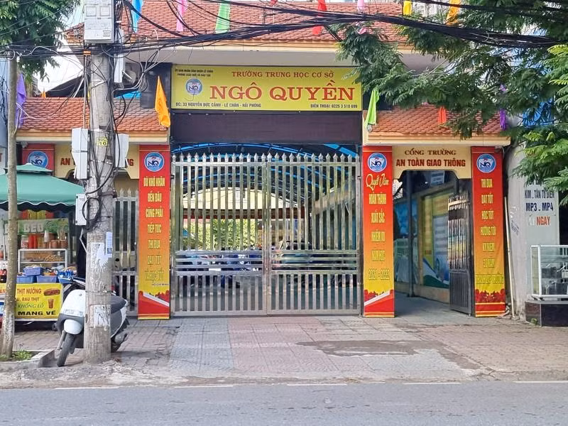 chuan bi dua ra xet xu vu lam thu o truong thcs ngo quyen tp hai phong hinh 1