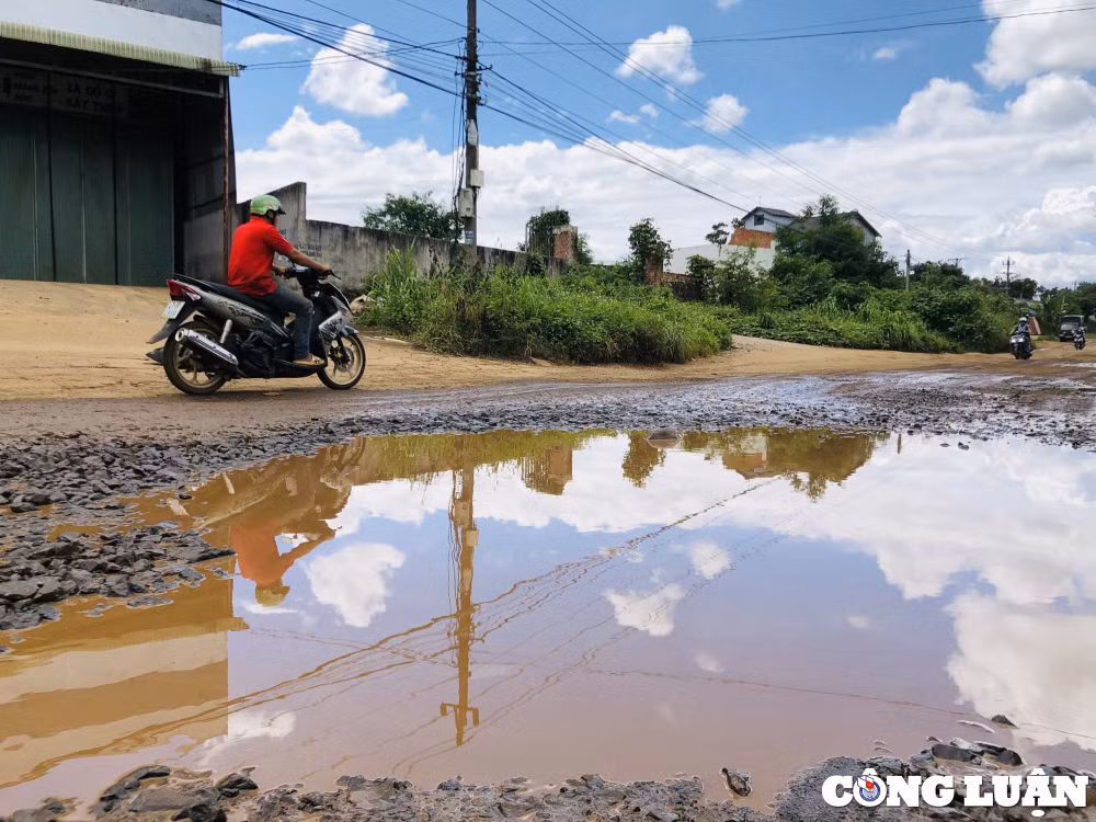 dak lak dan khon kho vi duong tinh lo bien thanh ao sau moi tran mua hinh 2