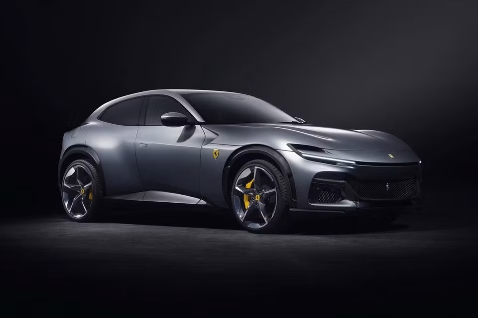 ferrari gioi thieu mau suv 4 cho purosangue hinh 6