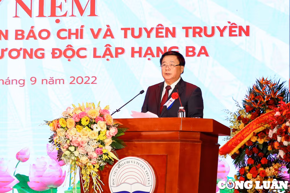 hoc vien bao chi va tuyen truyen ky niem 60 nam ngay thanh lap va don nhan huan chuong doc lap hang ba hinh 2