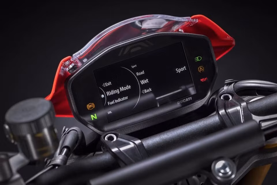 ducati monster sp ra mat tai chau au so huu suc manh 111 ma luc hinh 5