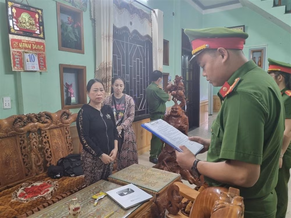 bat ba chu bieu hui tai quang nam lua dao hon 30 ty dong hinh 1