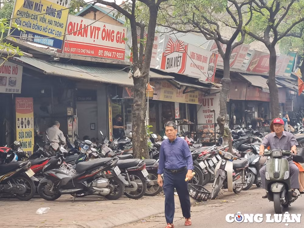 dong da ha noi nhieu tuyen pho via he van bi lan chiem hinh 3