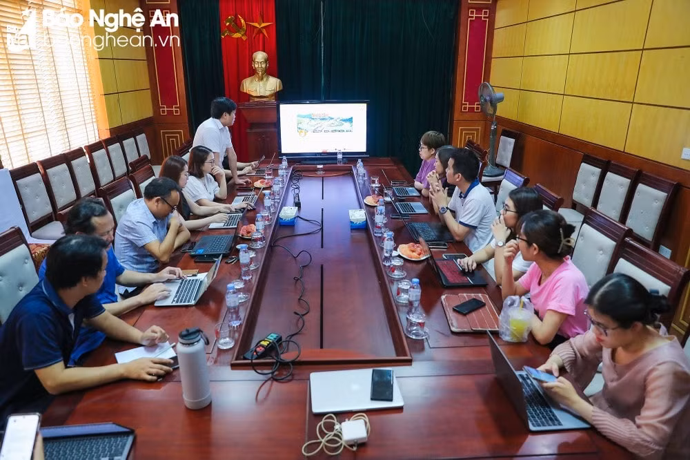bao dien tu vietnamnet ho tro bao nghe an tap huan nghiep vu cho can bo phong vien hinh 1