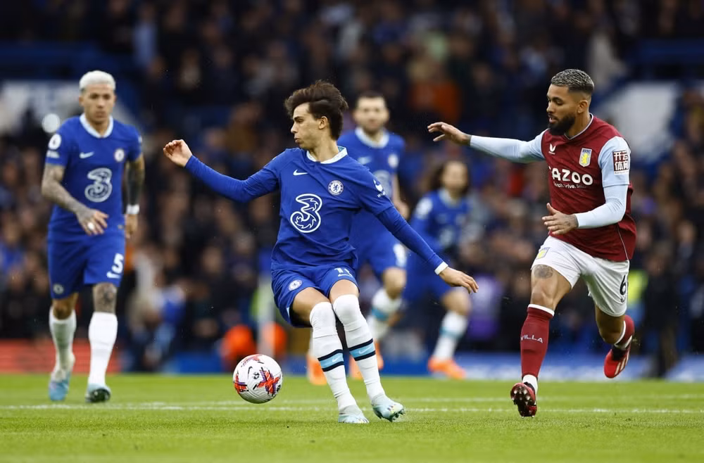 chelsea thua dau aston villa ngay tren san nha hinh 1