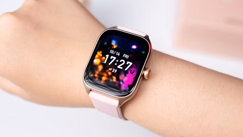mot so chiec smartwatch gia re pin khoe ma ban nen so huu hinh 3