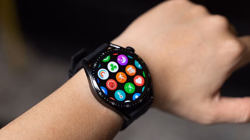 mot so chiec smartwatch gia re pin khoe ma ban nen so huu hinh 6
