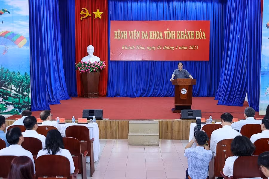 thu tuong pham minh chinh khao sat viec bao dam thuoc vat tu sinh pham y te cho nguoi benh hinh 5