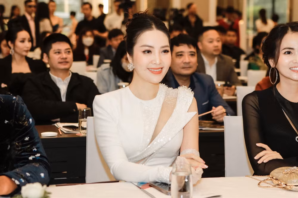 cuoc thi mrs grand viet nam 2023 chap nhan thi sinh can thiep dao keo hinh 3