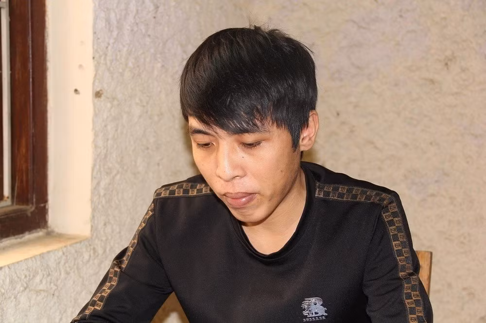 khoi to doi tuong lua ban ve may bay tren mang xa hoi o nghe an hinh 1