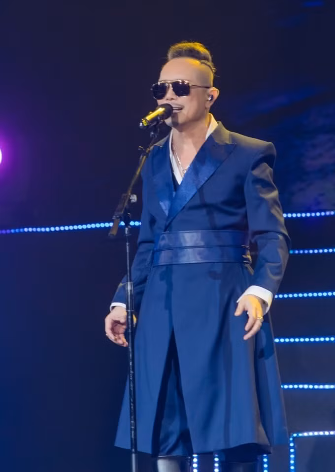 dem nhac cua jimmii nguyen bi huy giua chung vi khong phep hinh 2