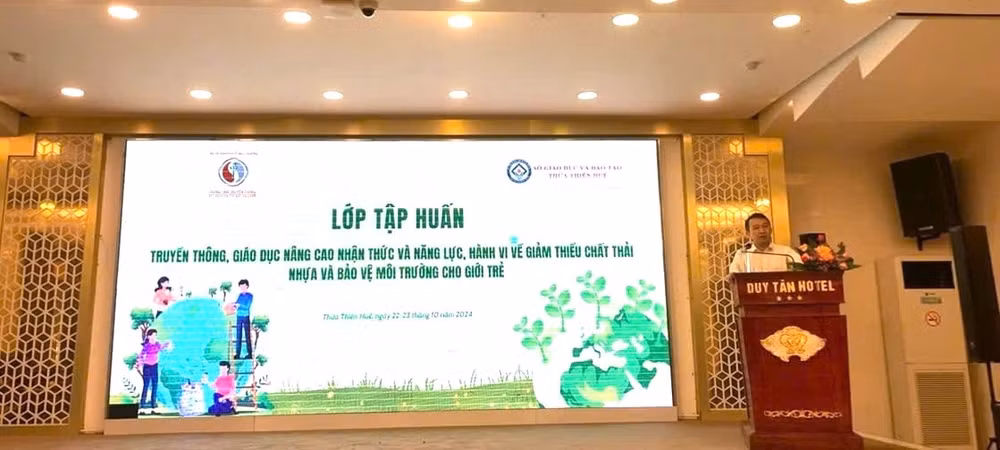 lop tap huan ve truyen thong giao duc nang cao nhan thuc va nang luc hanh vi ve giam thieu chat thai nhua va bao ve moi truong cho gioi tre hinh 1