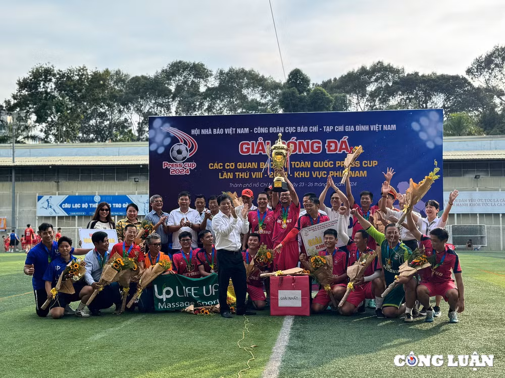 lo dien quan quan giai bong da bao chi toan quoc press cup lan thu viii khu vuc phia nam hinh 2