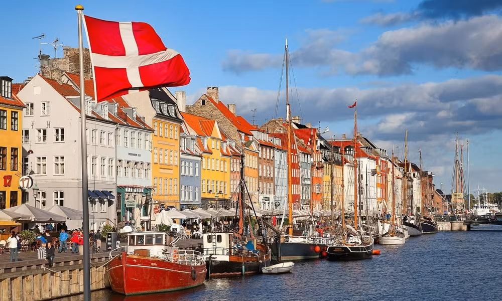 top 10 quoc gia an toan nhat de du lich nam 2025 iceland va australia dan dau hinh 3