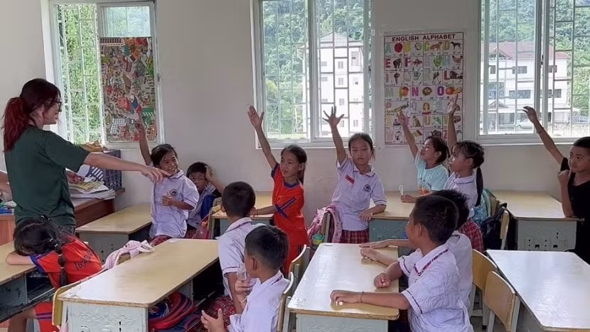 ngay cang nhieu sinh vien singapore den kham pha cuoc song o lao hinh 2