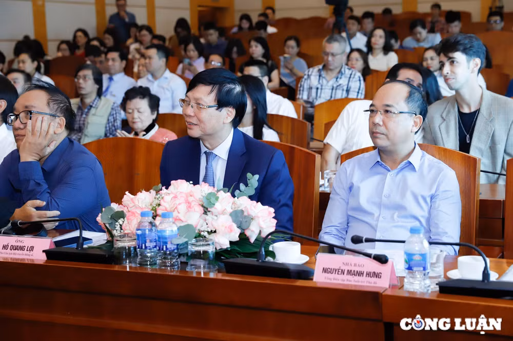 cuoc thi viet ky uc ha noi truyen di thong diep ve tinh yeu ha noi hom nay va mai sau hinh 1