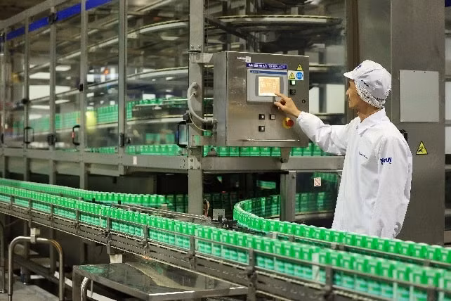 cac tai nang nhi bat ngo voi robot tai trang trai vinamilk green farm va sieu nha may vinamilk hinh 9