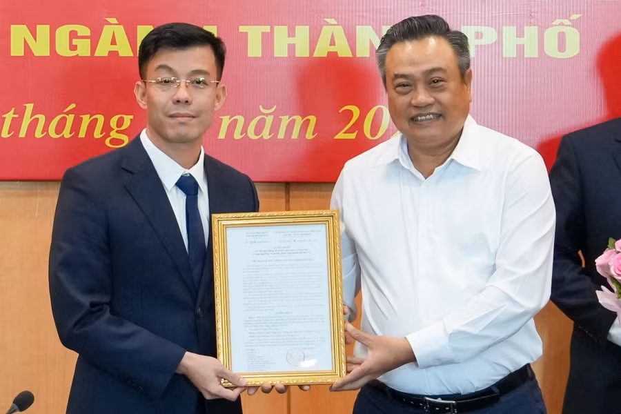 ong cu ngoc trang duoc bo nhiem lam giam doc trung tam phuc vu hanh chinh cong ha noi hinh 1