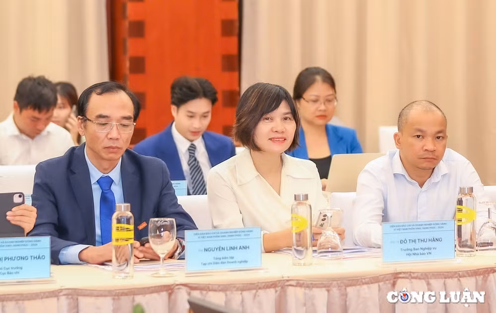 thong tin bao chi ve kinh te va doanh nghiep can dung kip thoi chinh xac va toan dien hinh 6