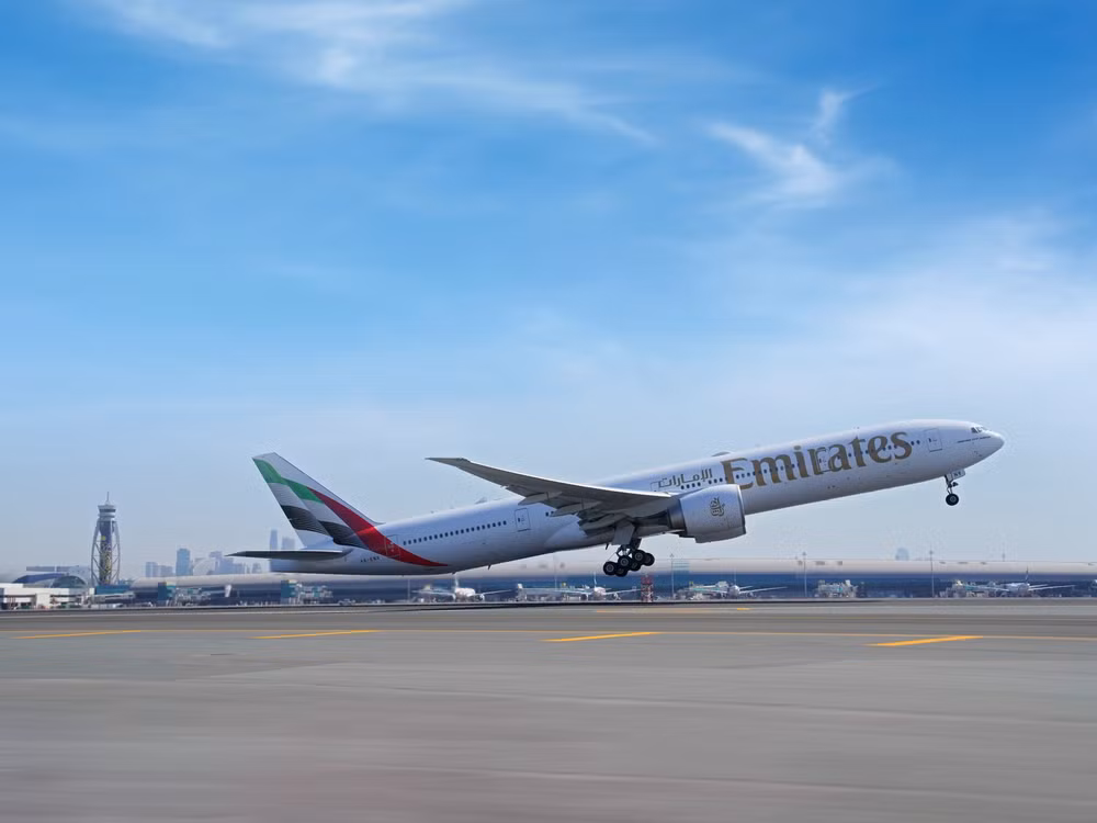 vietnam airlines bat tay voi hai hang hang khong hang dau the gioi tai cac tieu vuong quoc a rap thong nhat uae hinh 2