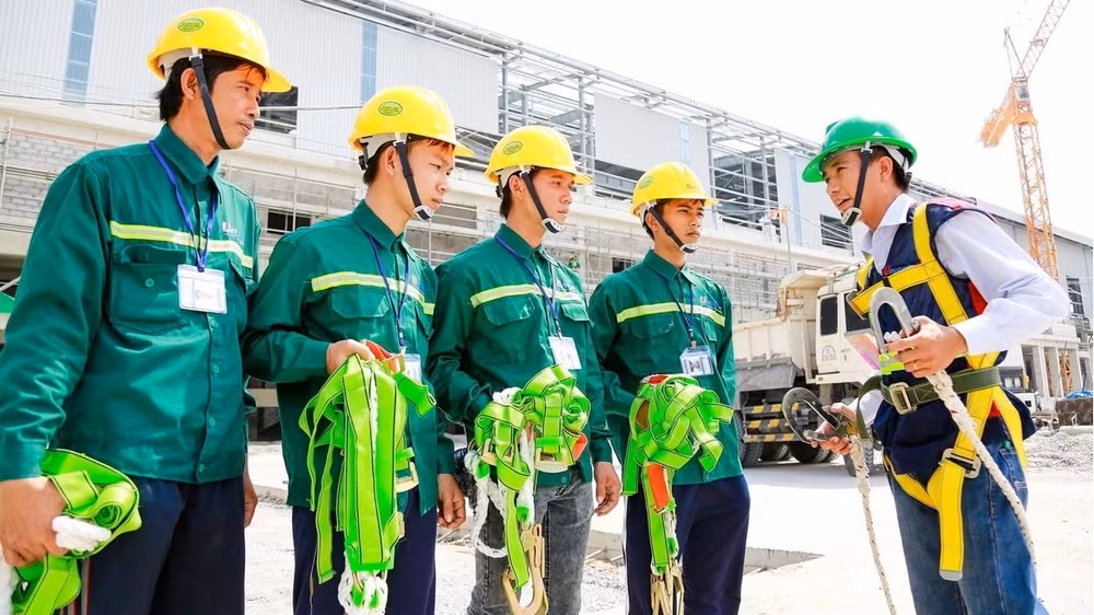 cong khai tren cac phuong tien thong tin dai chung ket qua xu ly vi pham an toan ve sinh lao dong hinh 1