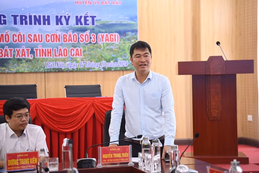 epu chap canh uoc mo cho nu sinh mo coi sau bao o lao cai hinh 2