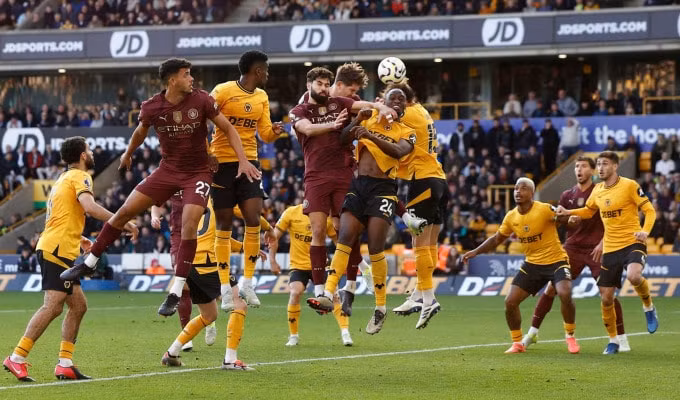 man city loi nguoc dong kho tin o phut bu gio cuoi cung hinh 2