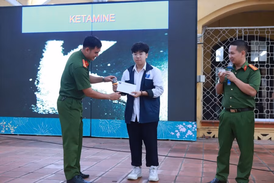 trang bi ky nang va kien thuc giup hoc sinh nhan dien ma tuy de chu dong phong tranh va bao ve minh hinh 8