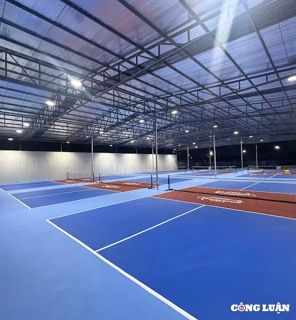 san pickleball moc tren dat nong nghiep khi chua duoc phe duyet cho dat su dung da muc dich hinh 2