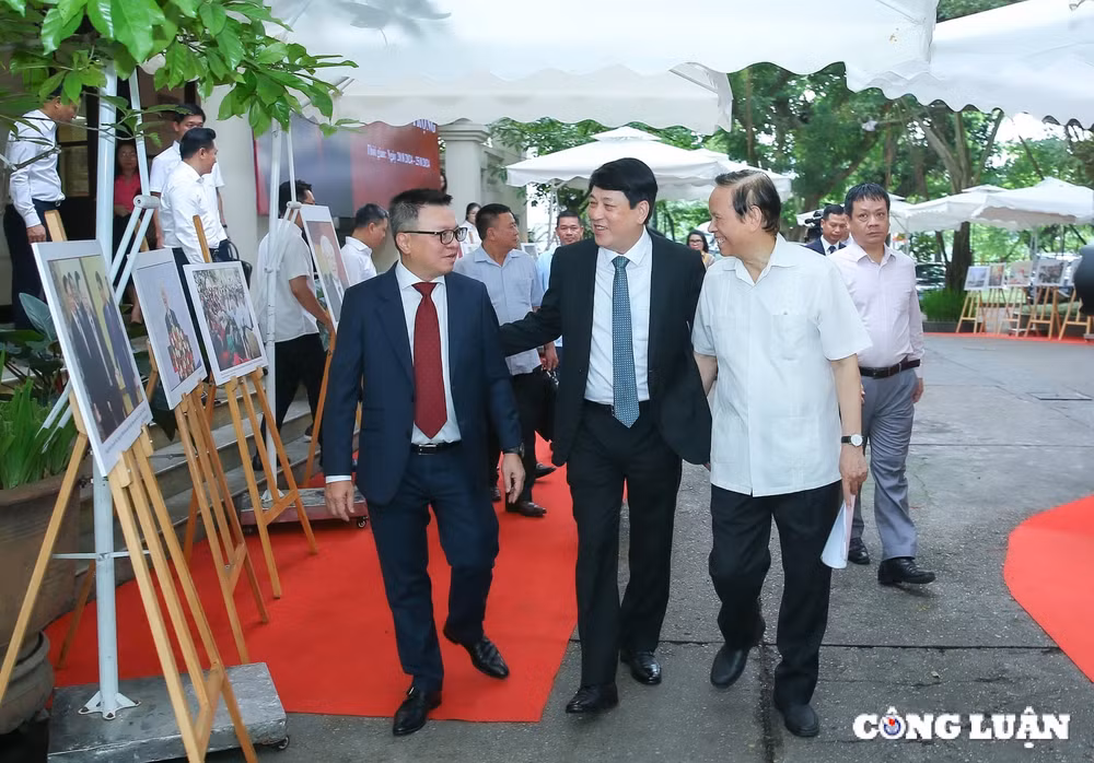 trang thong tin dac biet ve tong bi thu nguyen phu trong duoc ung dung cong nghe bao chi hien dai tren nen tang so hinh 7