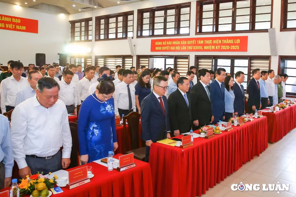 trang thong tin dac biet ve tong bi thu nguyen phu trong duoc ung dung cong nghe bao chi hien dai tren nen tang so hinh 3