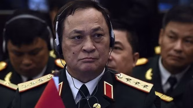 Xét xử cựu Thứ trưởng Bộ Quốc phòng Nguyễn Văn Hiến về tôi 