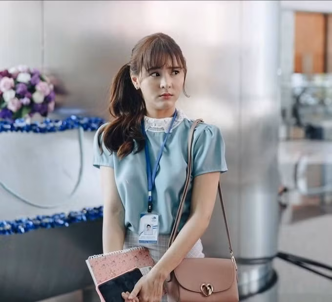 Aom Sushar